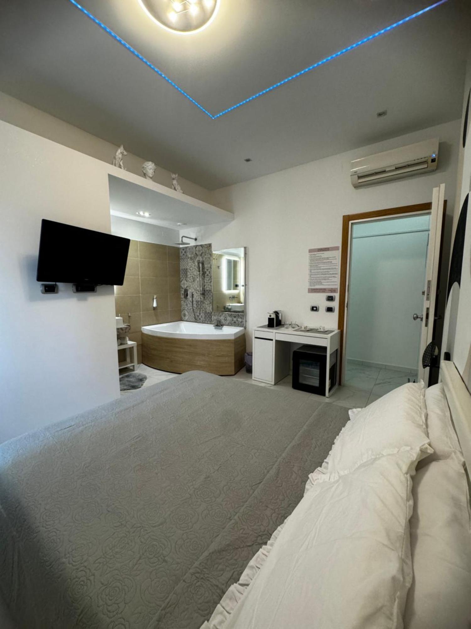 Cagliari Love Suite Εξωτερικό φωτογραφία