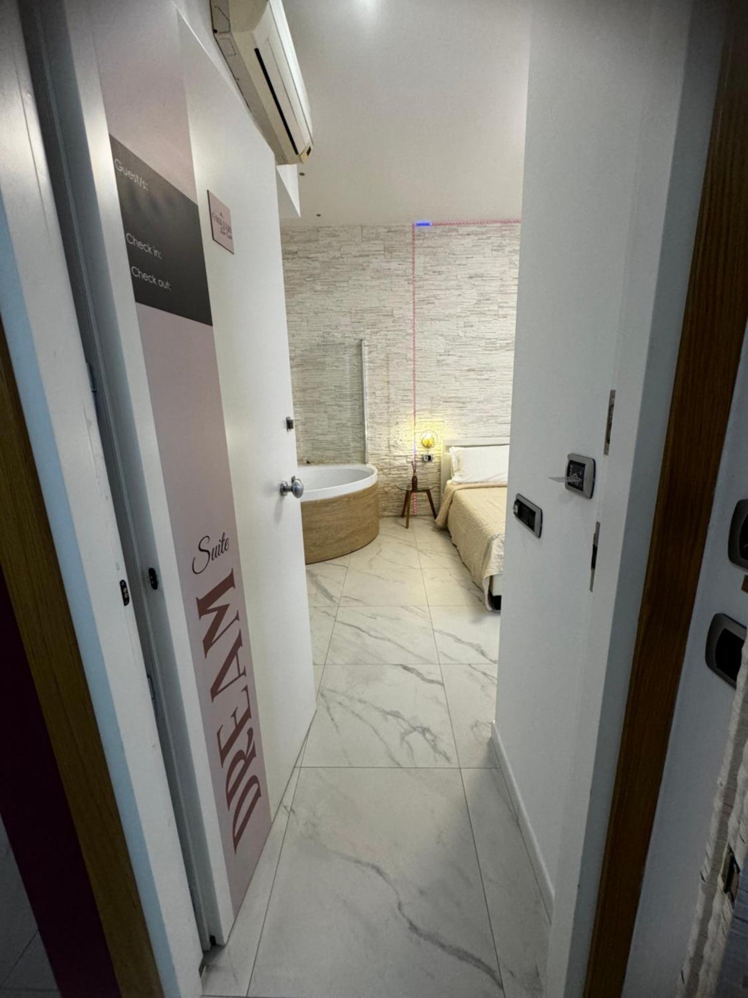 Cagliari Love Suite Εξωτερικό φωτογραφία